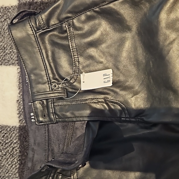 Pair of black size 10 faux leather pants - Picture 4 of 4